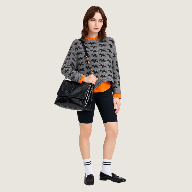 Bolsa Carafori sofisticada, tiracolo e ombro, em couro ecológico premium, perfeita para ocasiões casuais ou formais.