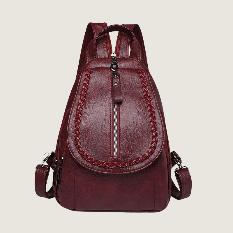 Com acabamento impecável e textura suave, a Carafori Allegra é a mochila feminina de luxo que une elegância minimalista e praticidade. Ideal para mulheres que buscam design exclusivo e conforto sofisticado.
