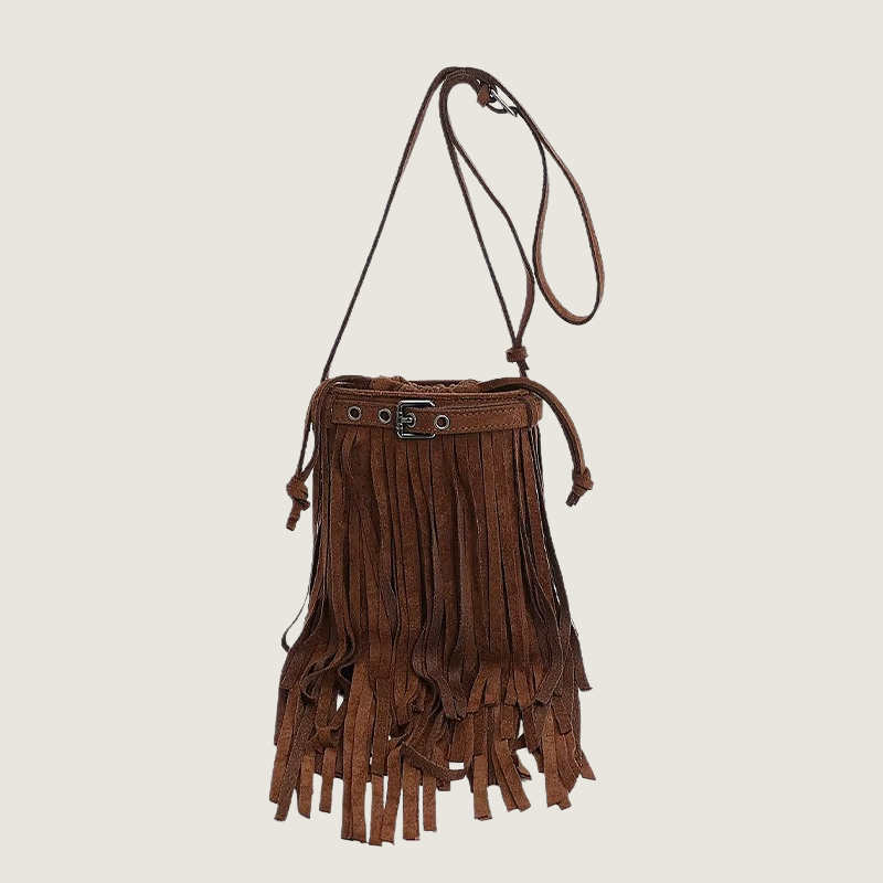 Bolsa feminina Carafori estilo boho com franjas longas e fecho metálico